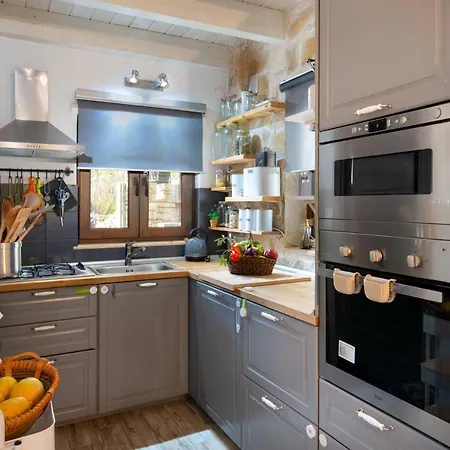 בית נופש Hara Luxury House *