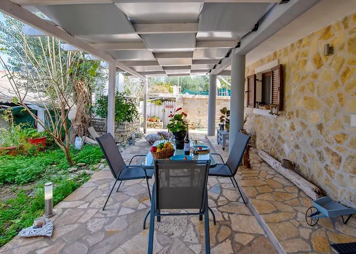 Hara Luxury House Gaios