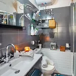 Hara Luxury House * Γάιος
