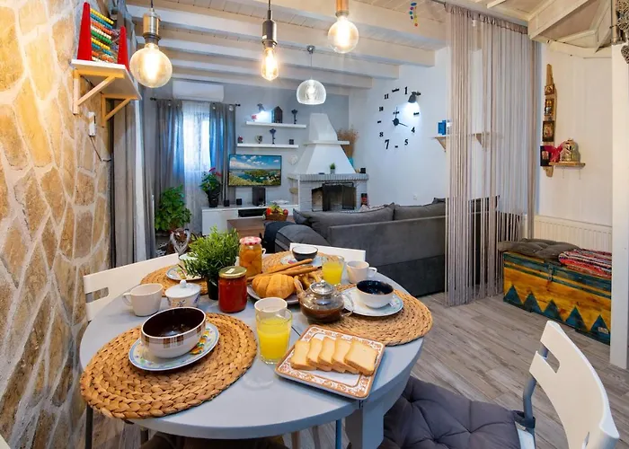 Hara Luxury House Дом отдыха *